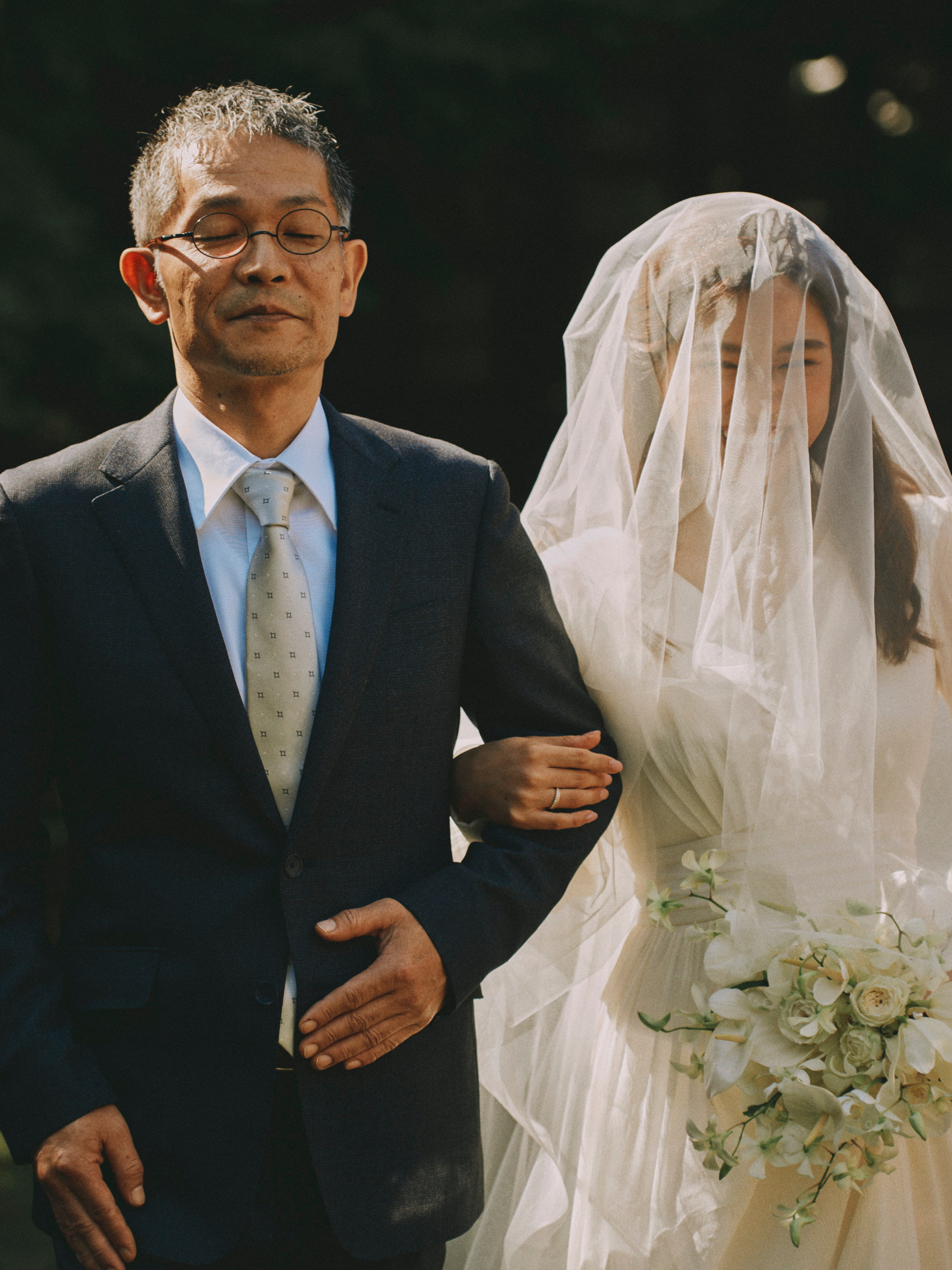 bride with her dad