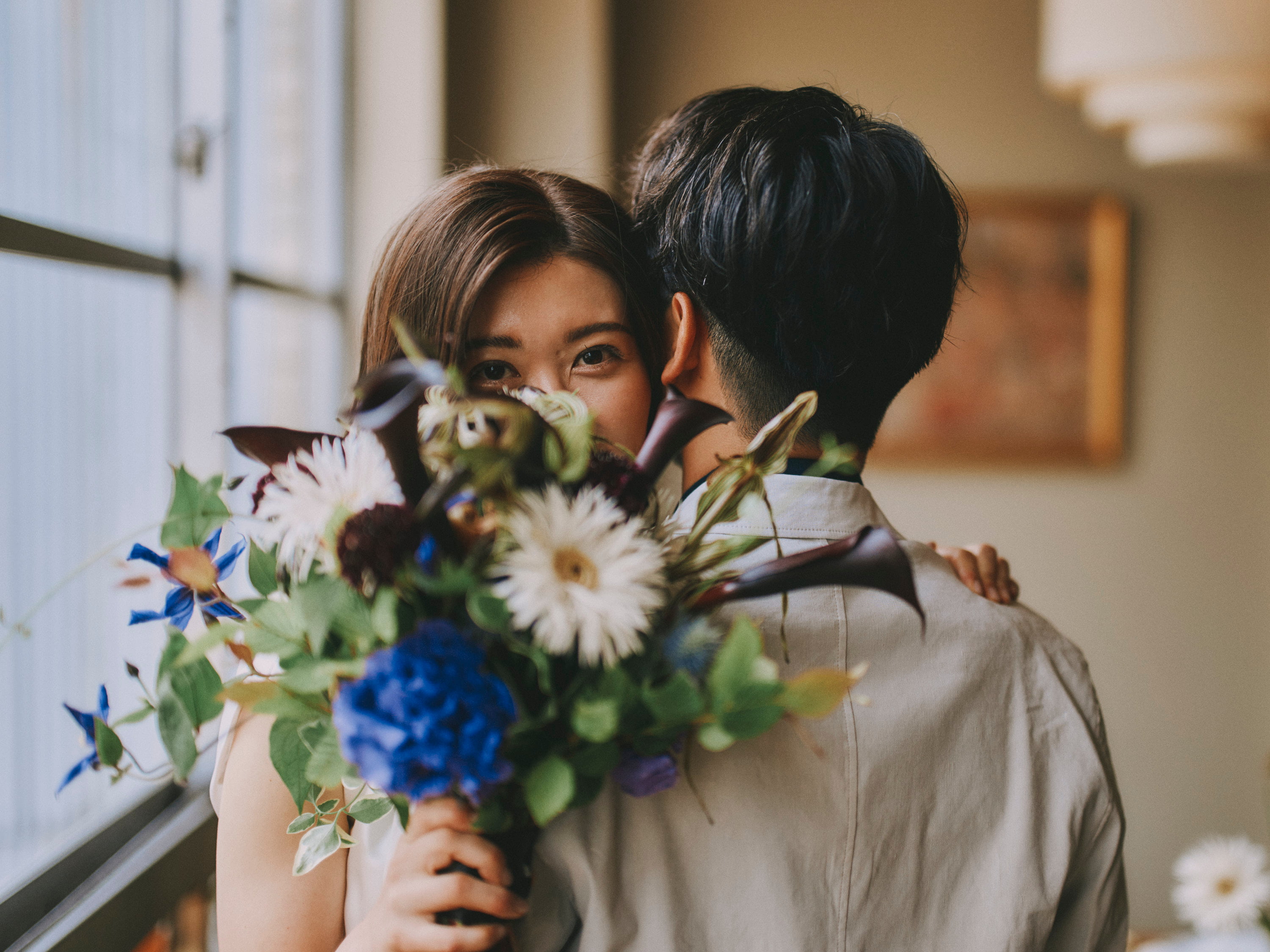 hugs over bouquet